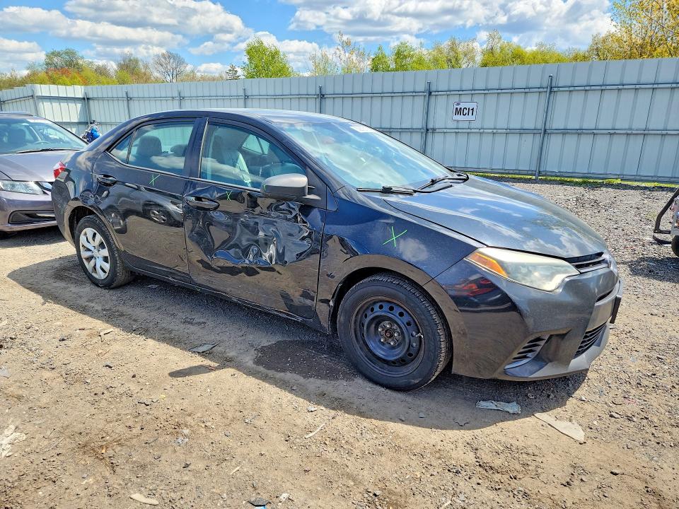 52875136 :رقم المزاد ، 2T1BURHE9FC380018 vin ، 2015 Toyota Corolla مزاد بيع