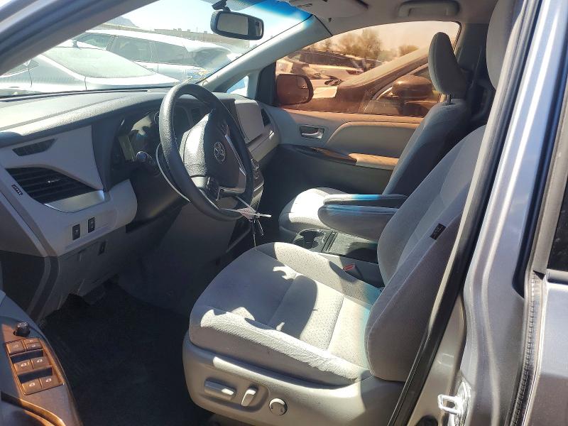 54809066 :رقم المزاد ، 5TDKK3DC4FS536688 vin ، 2015 Toyota Sienna مزاد بيع