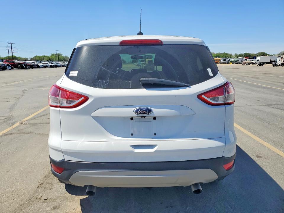 53660846 :رقم المزاد ، 1FMCU0GX8FUA68273 vin ، 2015 Ford Escape مزاد بيع