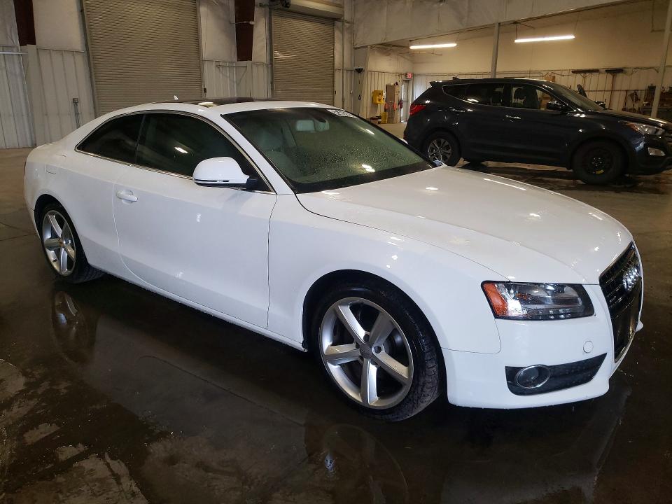 Продажа на аукционе авто 2009 Audi A5, vin: WAUDK78T39A003241, номер лота: 52616276