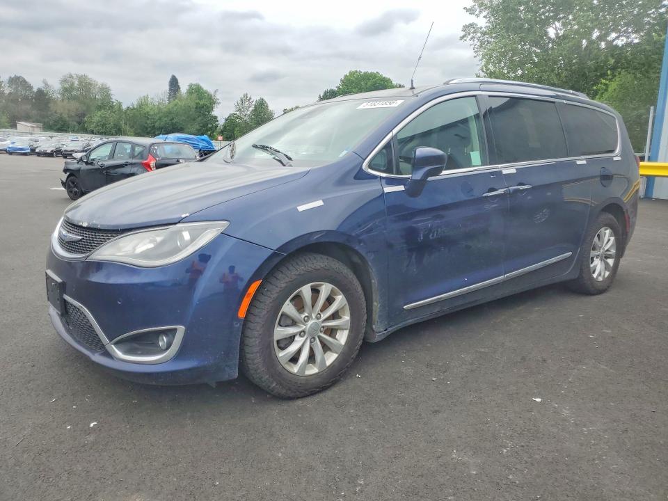 Продажа на аукционе авто 2019 Chrysler Pacifica, vin: 2C4RC1BGXKR549440, номер лота: 51831856