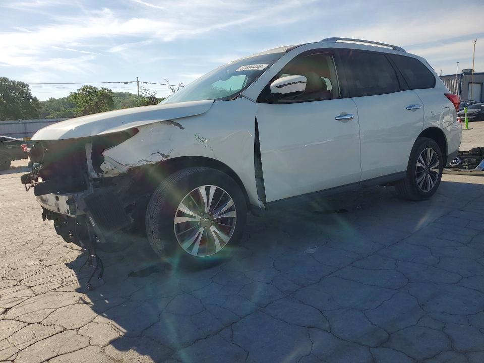 Продажа на аукционе авто 2017 Nissan Pathfinder, vin: 5N1DR2MNXHC623947, номер лота: 51694446