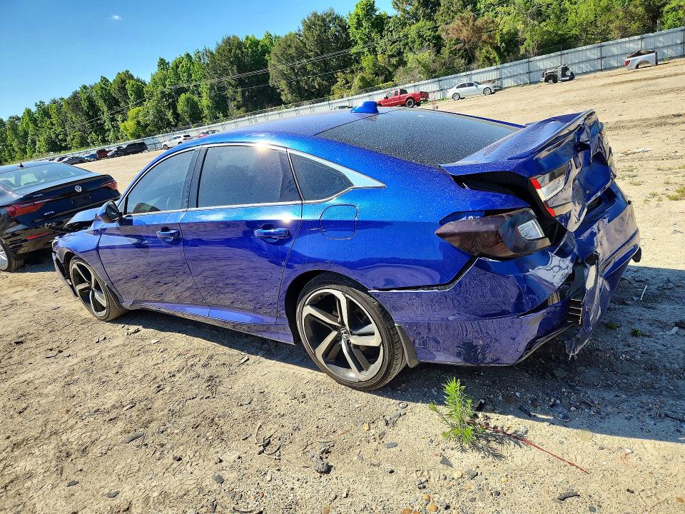 Продаж на аукціоні авто 2018 Honda Accord, vin: 1HGCV1F31JA220265, номер лоту: 53876926