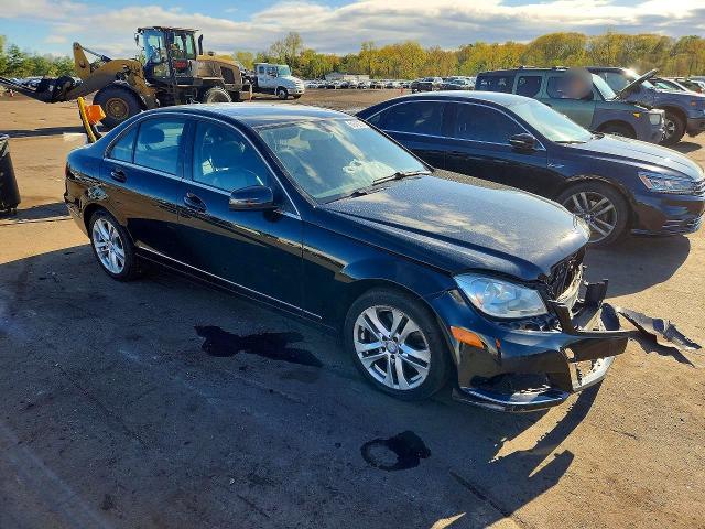 Продажа на аукционе авто 2014 Mercedes-benz C, vin: WDDGF8AB3EG182700, номер лота: 51515556
