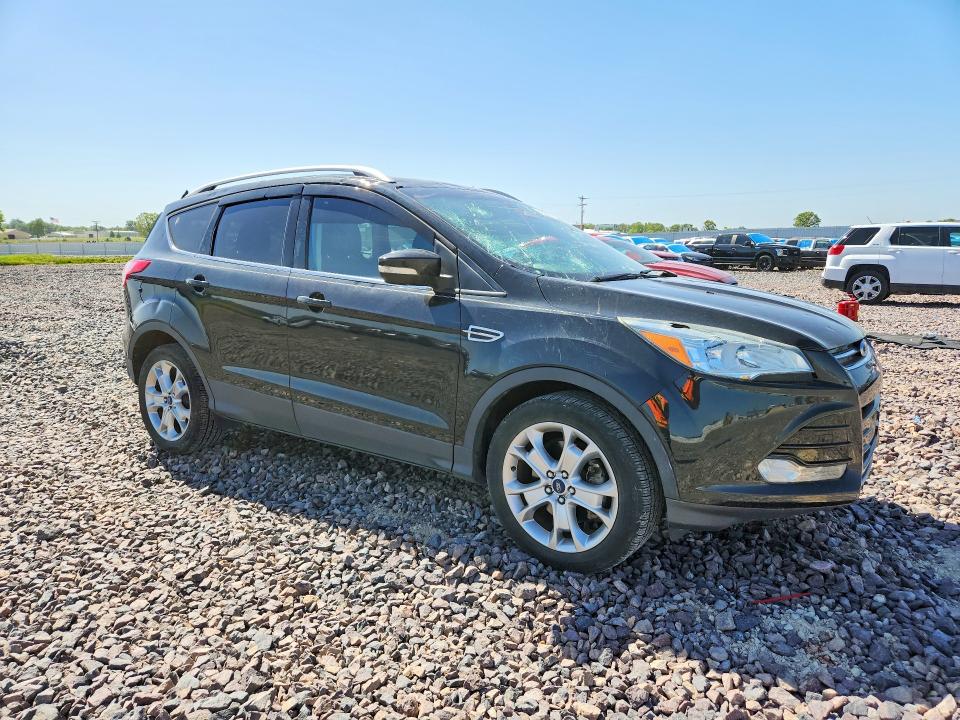 52971586 :رقم المزاد ، 1FMCU0J94FUC42124 vin ، 2015 Ford Escape مزاد بيع