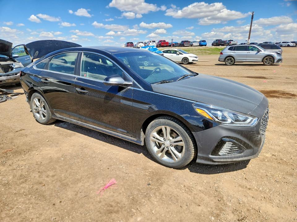 2018 Hyundai Sonata Limited 4dr მანქანა იყიდება აუქციონზე, vin: 5NPE34AF8JH698126, აუქციონის ნომერი: 53905356