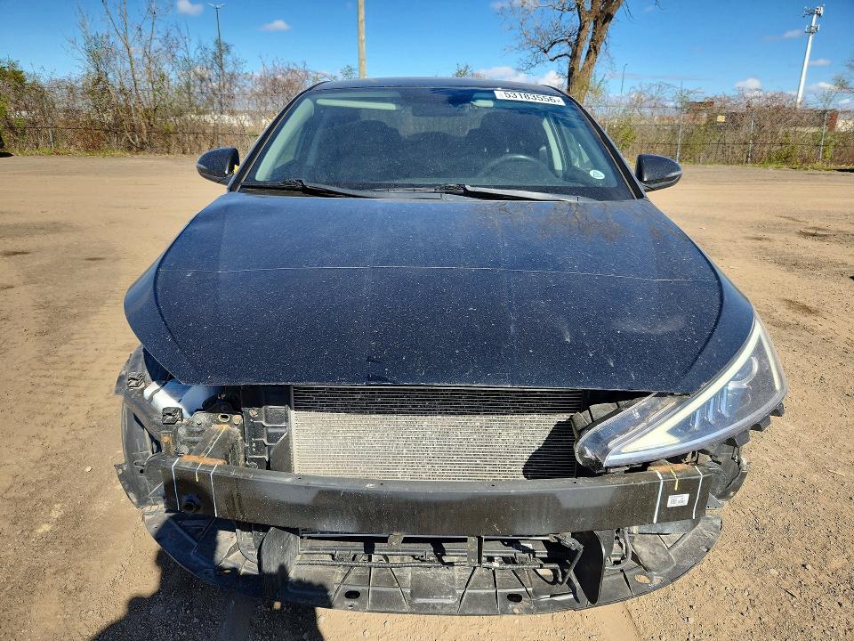2020 Hyundai Elantra მანქანა იყიდება აუქციონზე, vin: KMHD84LFXLU061673, აუქციონის ნომერი: 53183556