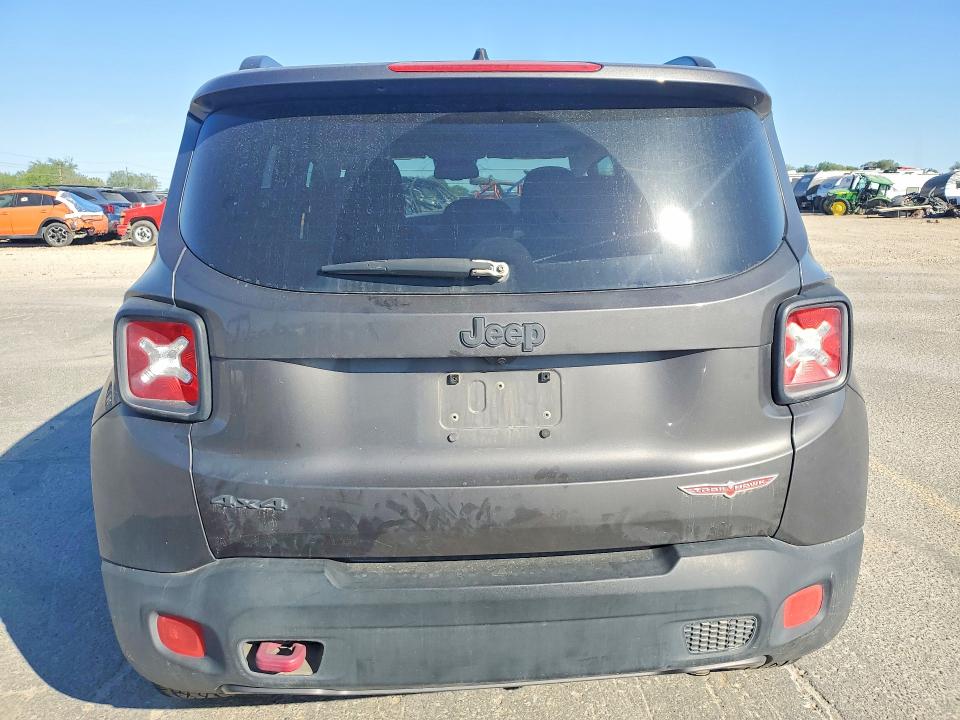 2017 Jeep Renegade მანქანა იყიდება აუქციონზე, vin: ZACCJBCB2HPG54751, აუქციონის ნომერი: 53171226