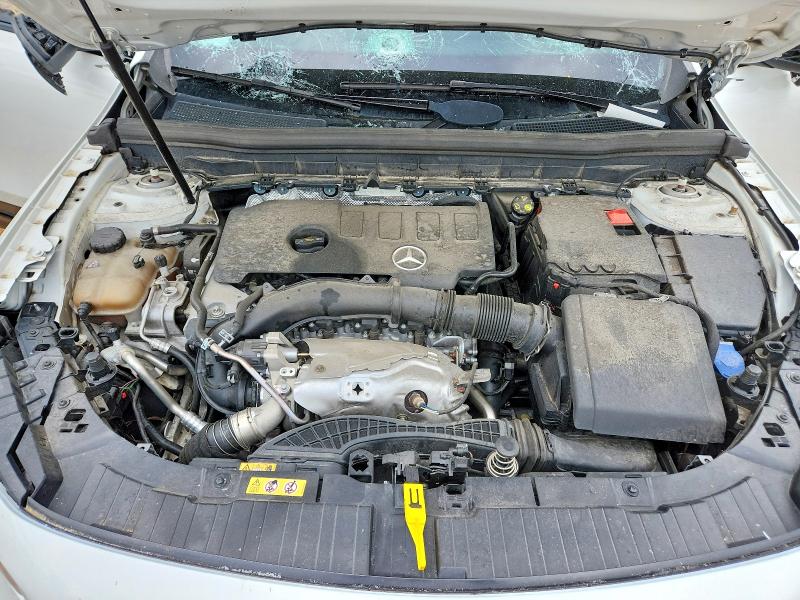 52452766 :رقم المزاد ، W1N4M4HB2MW104701 vin ، 2021 Mercedes-benz Glb مزاد بيع
