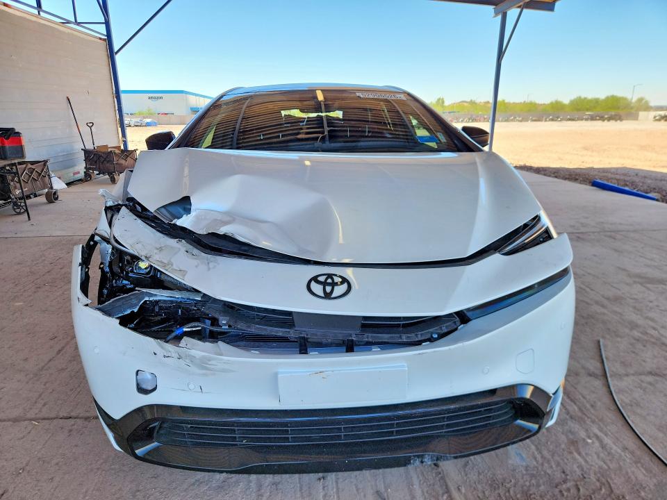 2026 Toyota Prius Plug-in Hybrid მანქანა იყიდება აუქციონზე, vin: JTDACACU8T3071045, აუქციონის ნომერი: 52906526