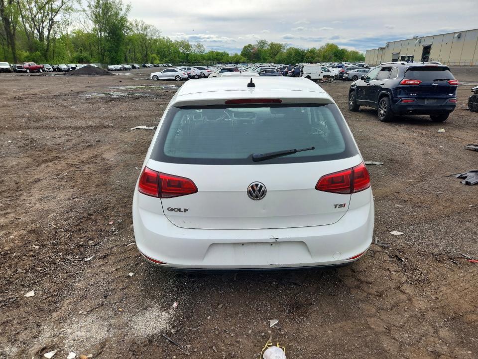 53190696 :رقم المزاد ، 3VW217AU9GM053350 vin ، 2016 Volkswagen Golf مزاد بيع