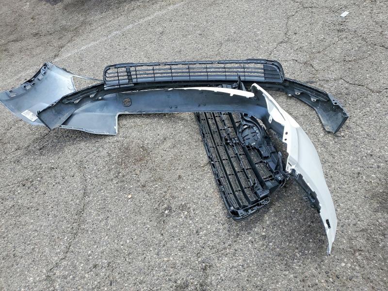 Продажа на аукционе авто 2015 Toyota Highlander, vin: 5TDKKRFH1FS090172, номер лота: 52508086