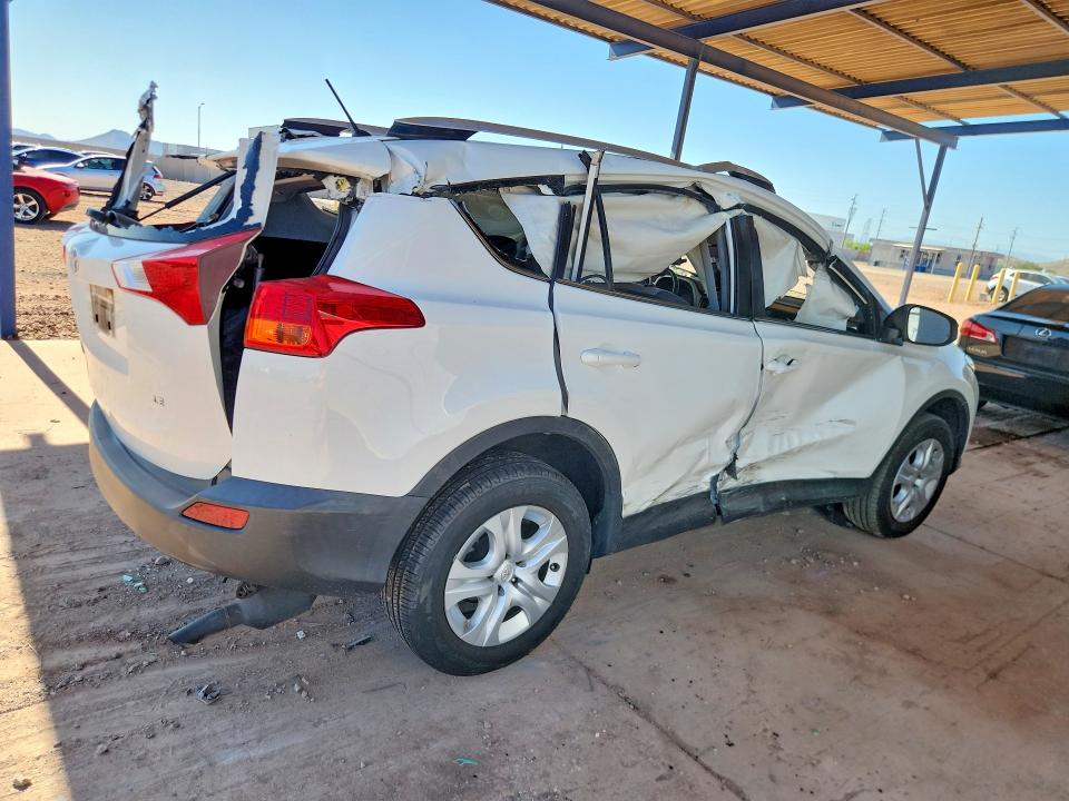 2015 Toyota Rav4 მანქანა იყიდება აუქციონზე, vin: JTMZFREV2FJ047225, აუქციონის ნომერი: 54104426