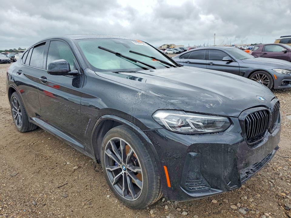 54590136 :رقم المزاد ، 5UX33DT08N9J61897 vin ، 2022 Bmw X4 مزاد بيع