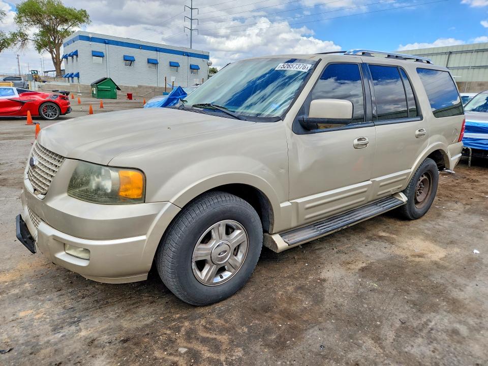 2005 Ford Expedition მანქანა იყიდება აუქციონზე, vin: 1FMFU20535LA58675, აუქციონის ნომერი: 52657376
