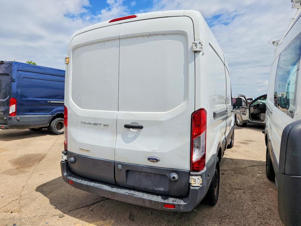 51382436 :رقم المزاد ، 1FTYE2CV3GKB25404 vin ، 2016 Ford Transit مزاد بيع