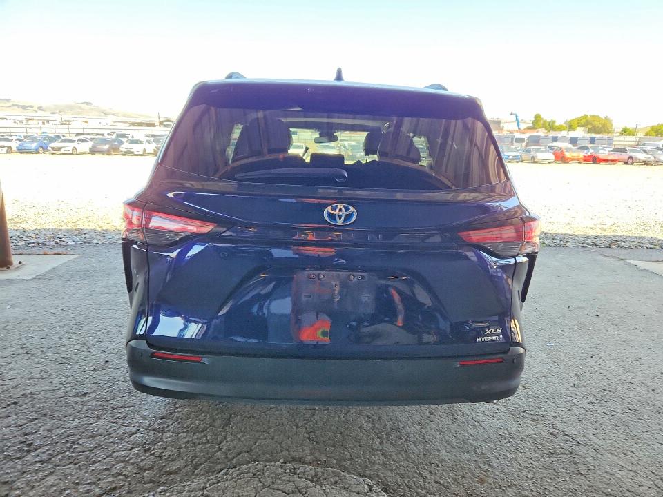 Aukcja sprzedaży 2022 Toyota Sienna, vin: 5TDJRKEC4NS090850, numer aukcji: 52912596