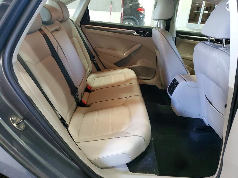 Продажа на аукционе авто 2017 Volkswagen Passat, vin: 1VWBT7A36HC067405, номер лота: 52842386