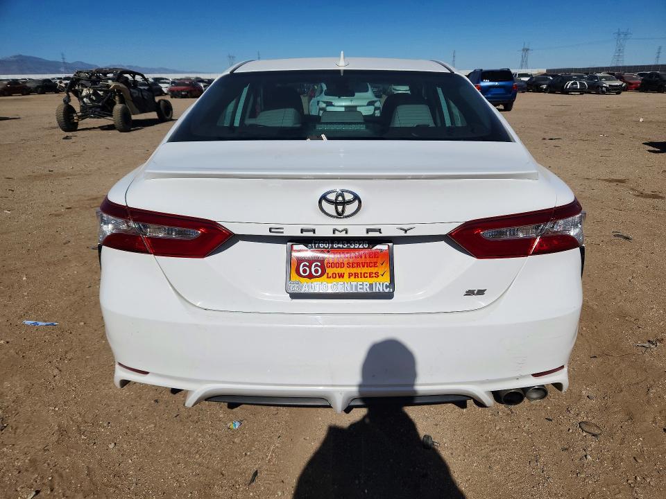53621246 :رقم المزاد ، 4T1G11AK7LU872069 vin ، 2020 Toyota Camry مزاد بيع