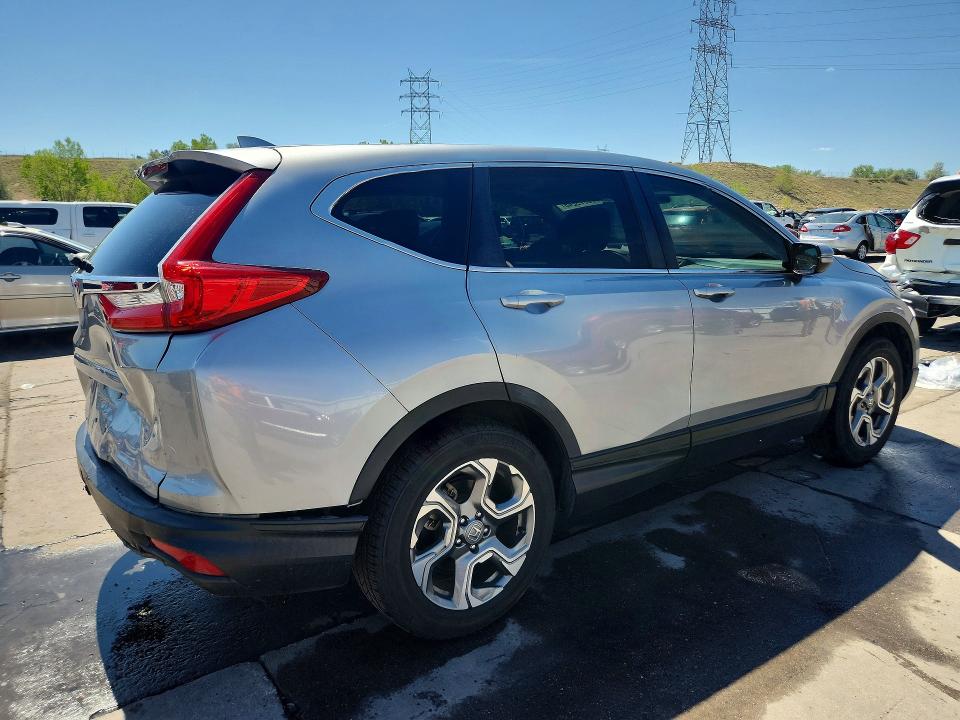 53379246 :رقم المزاد ، 5J6RW1H52JA009428 vin ، 2018 Honda Cr-v مزاد بيع