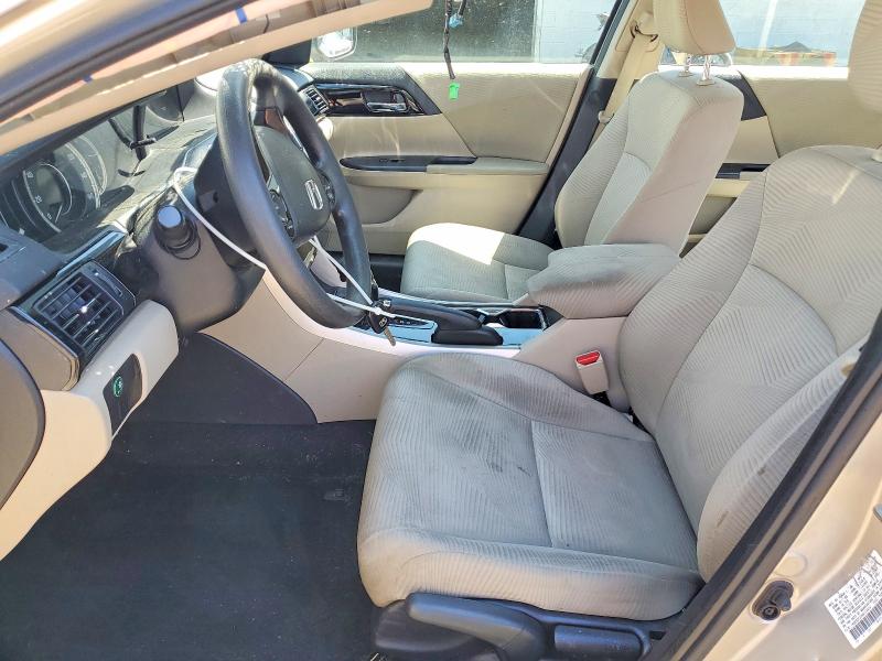 54544966 :رقم المزاد ، 1HGCR2F32HA110619 vin ، 2017 Honda Accord مزاد بيع