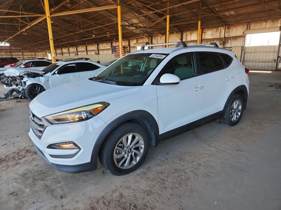 Продажа на аукционе авто 2016 Hyun Tucson, vin: KM8J33A46GU112573, номер лота: 53294806