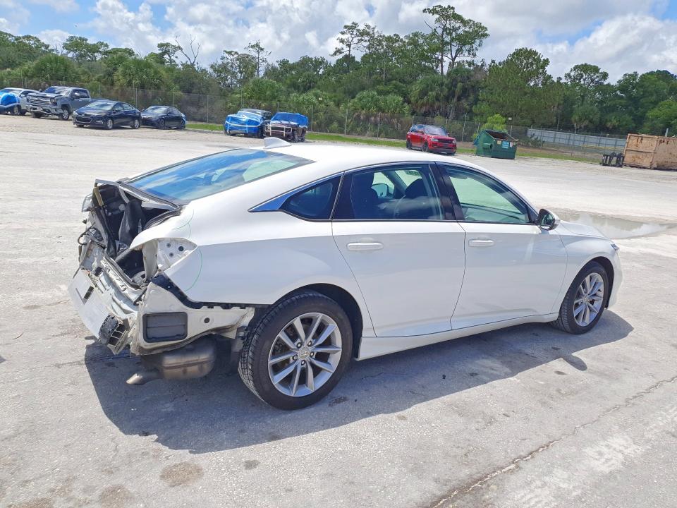 Продажа на аукционе авто 2021 Honda Accord, vin: 1HGCV1F17MA051128, номер лота: 52511516