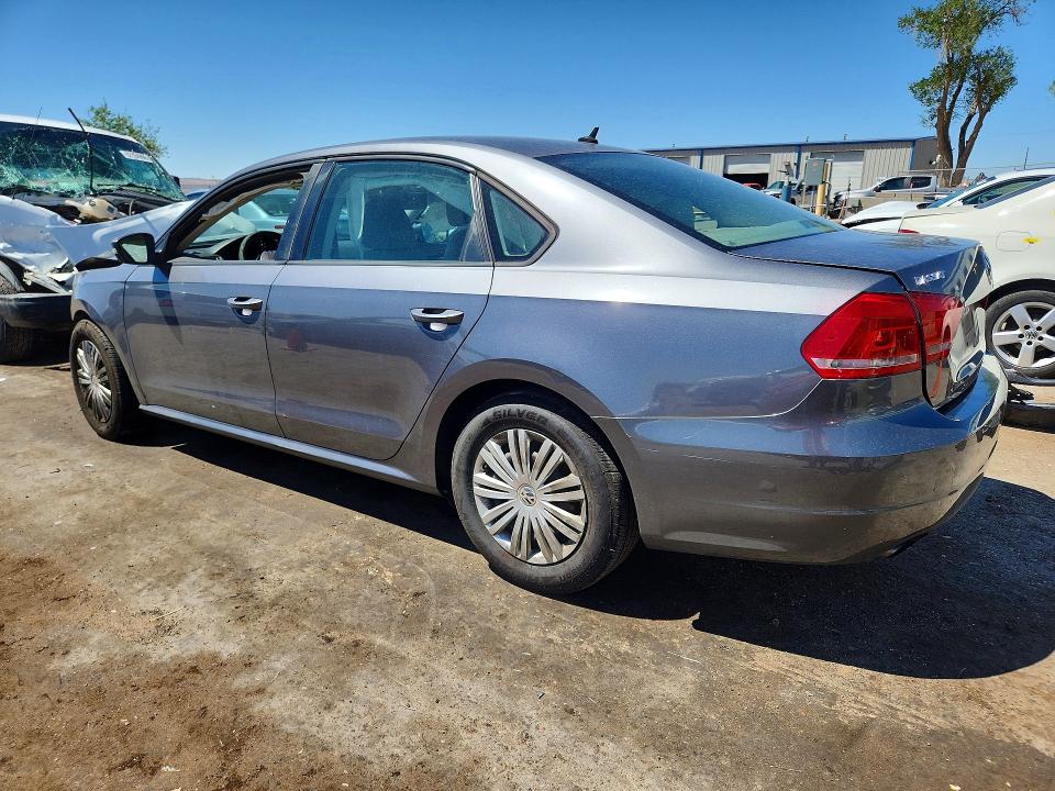 2015 Volkswagen Passat მანქანა იყიდება აუქციონზე, vin: 1VWAS7A37FC022713, აუქციონის ნომერი: 52769886