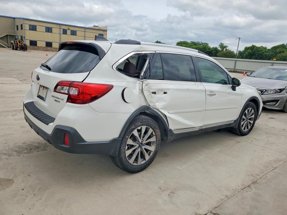 Продаж на аукціоні авто 2018 Subaru Outback, vin: 4S4BSETC9J3379114, номер лоту: 54413406