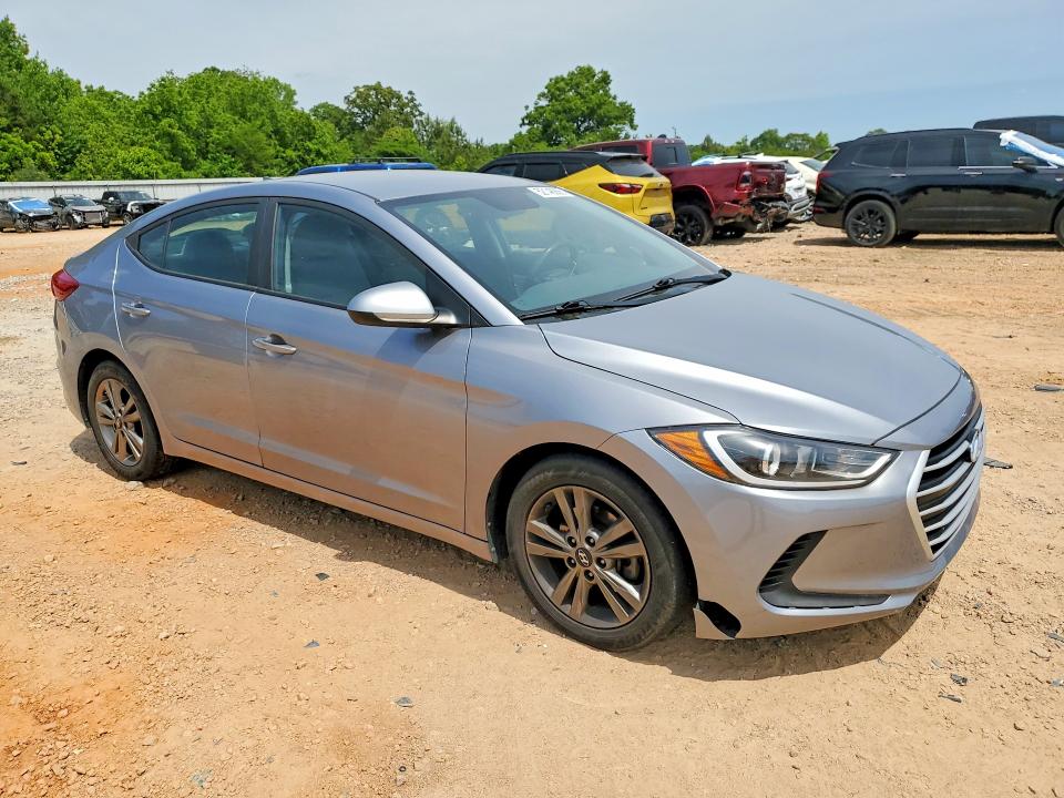 52148866 :رقم المزاد ، 5NPD84LF4HH065305 vin ، 2017 Hyundai Elantra مزاد بيع