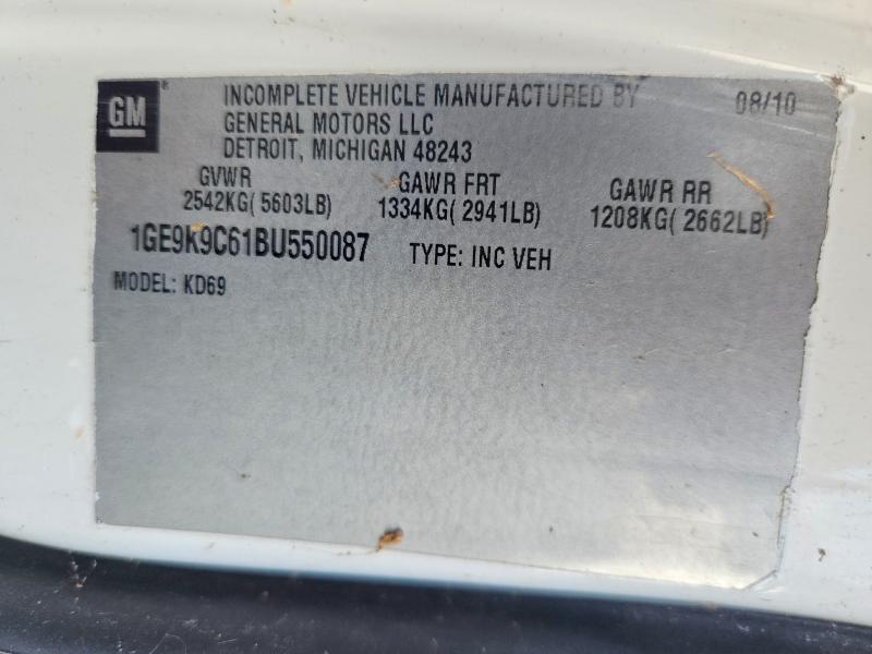 54528776 :رقم المزاد ، 1GE9K9C61BU550087 vin ، 2011 Cadillac Professional Chassis مزاد بيع