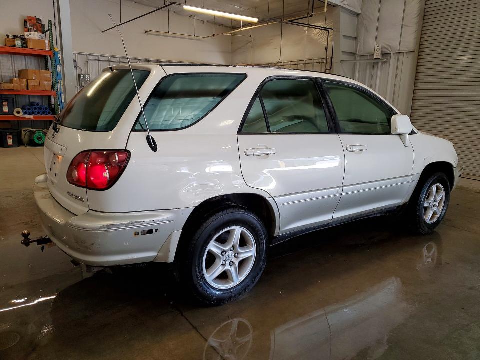 53819496 :رقم المزاد ، JT6GF10U5Y0073888 vin ، 2000 Lexus Rx مزاد بيع