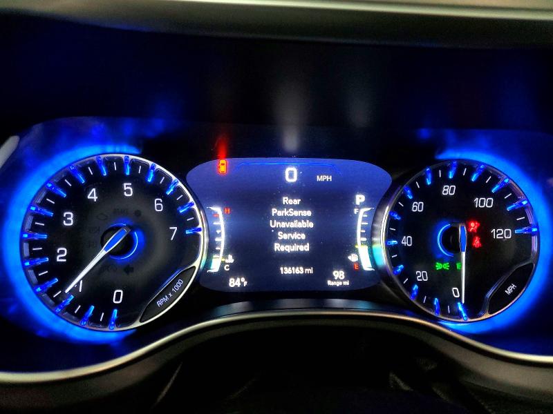 52215296 :رقم المزاد ، 2C4RC1GG6JR165128 vin ، 2018 Chrysler Pacifica مزاد بيع