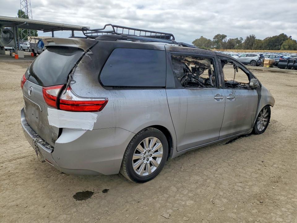 Продажа на аукционе авто 2015 Toyota Sienna, vin: 5TDDK3DC1FS096776, номер лота: 55525276