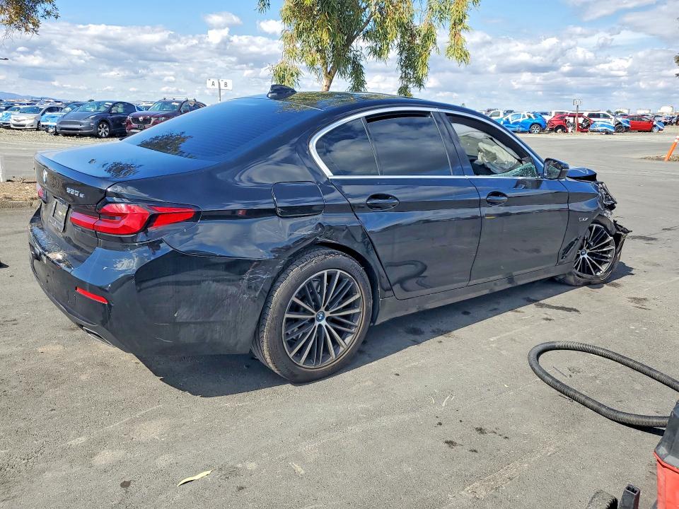 55166746 :رقم المزاد ، WBA33AG01PCL69696 vin ، 2023 Bmw 530xe مزاد بيع