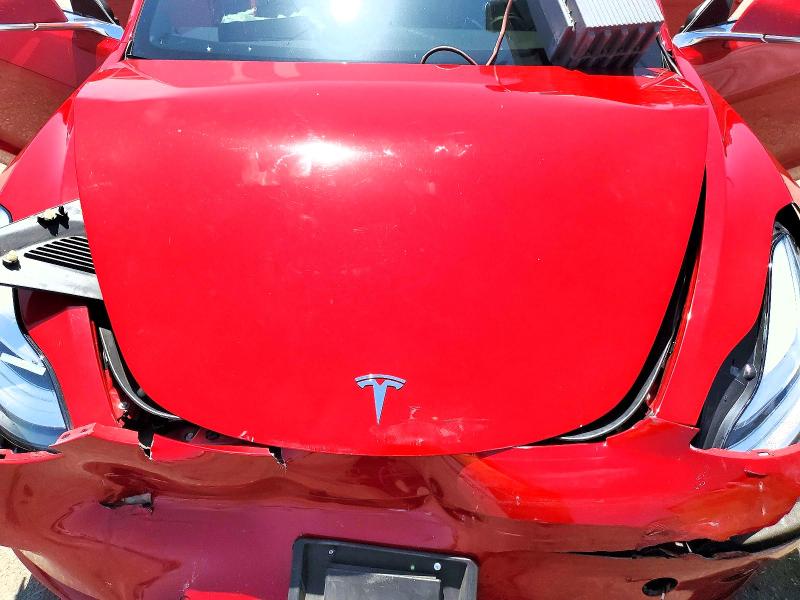 52197556 :رقم المزاد ، 5YJ3E1EA4LF660697 vin ، 2020 Tesla Model 3 مزاد بيع