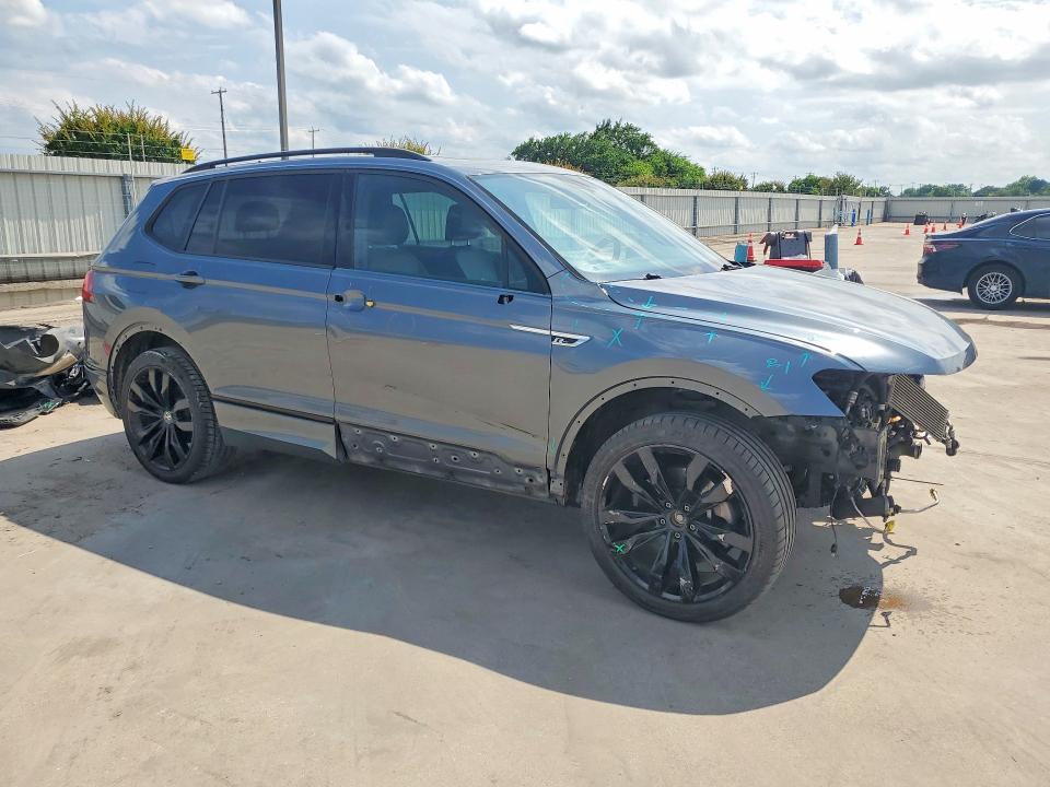 Продаж на аукціоні авто 2021 Volkswagen Tiguan, vin: 3VV3B7AX2MM117675, номер лоту: 53755046