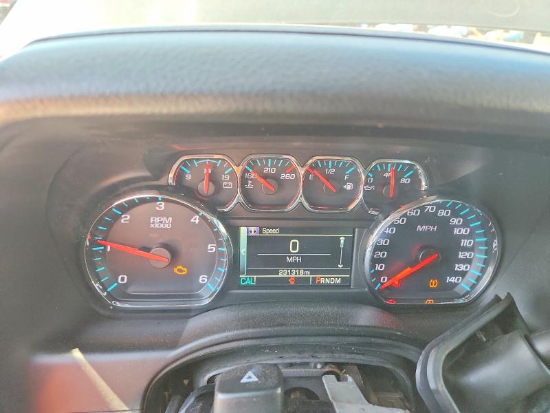 53252686 :رقم المزاد ، 1GNSCJKC1FR589830 vin ، 2015 Chevrolet Suburban مزاد بيع