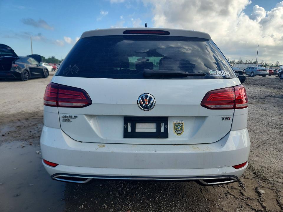 2018 Volkswagen Golf მანქანა იყიდება აუქციონზე, vin: 3VWL17AU5JM757251, აუქციონის ნომერი: 53827806
