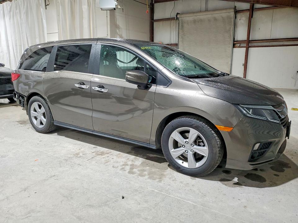 51831946 :رقم المزاد ، 5FNRL6H56KB124991 vin ، 2019 Honda Odyssey مزاد بيع