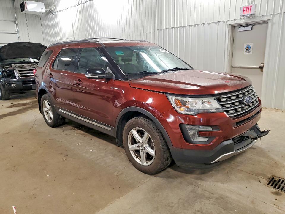 54640016 :رقم المزاد ، 1FM5K8D8XGGC40894 vin ، 2016 Ford Explorer مزاد بيع
