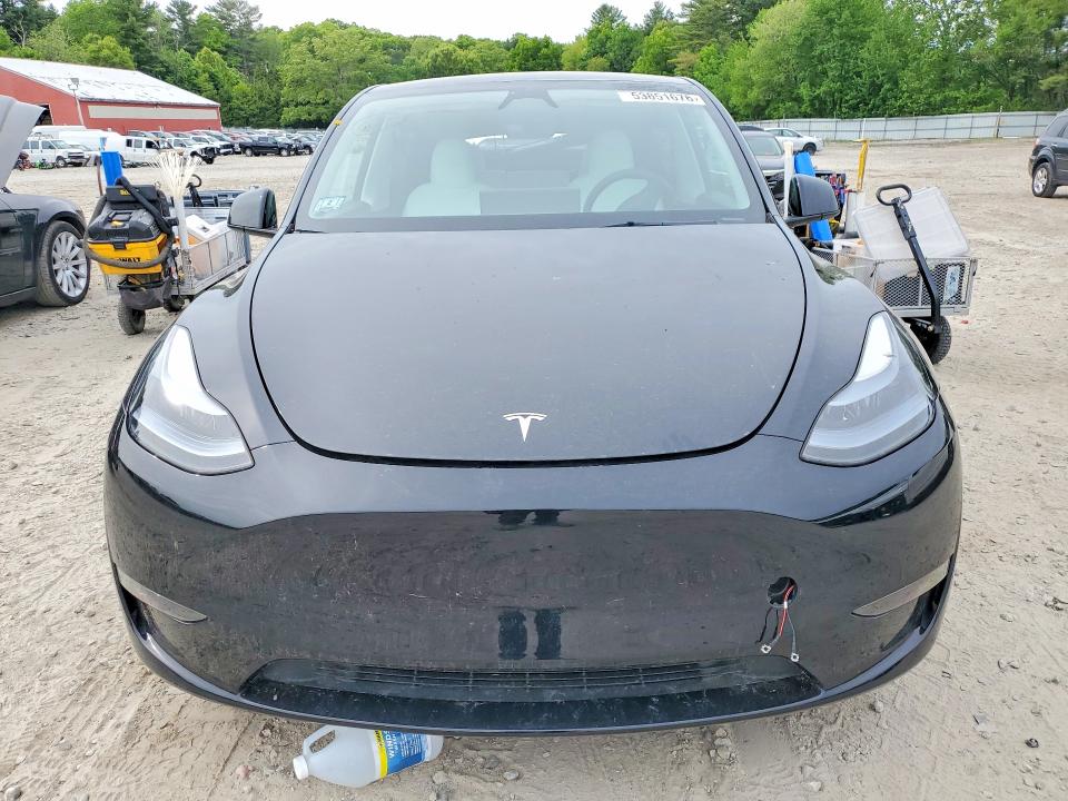 53851676 :رقم المزاد ، 7SAYGDEE8SF297696 vin ، 2025 Tesla Model Y مزاد بيع