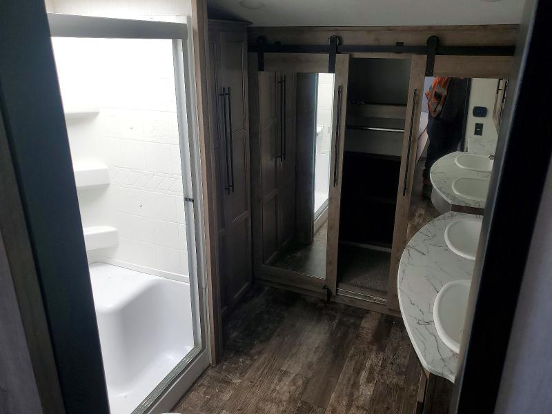 Продажа на аукционе авто 2021 Foresriver Sabre, vin: 5ZT3SR2B0M6105892, номер лота: 53737516