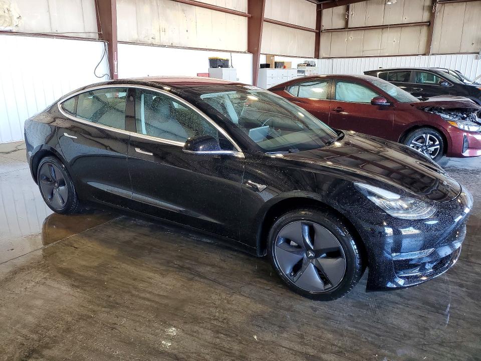 Продажа на аукционе авто 2018 Tesla Model 3, vin: 5YJ3E1EA4JF008448, номер лота: 53438946