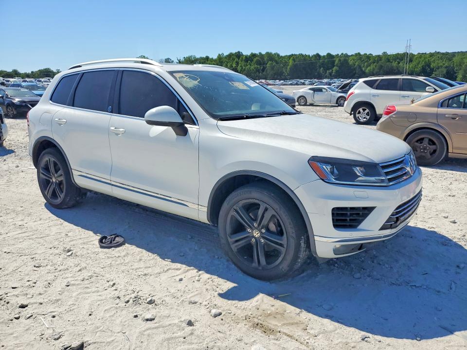 53168596 :رقم المزاد ، WVGRF7BP5HD006885 vin ، 2017 Volkswagen Touareg مزاد بيع