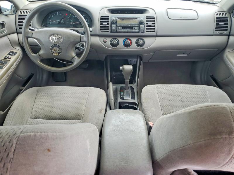2004 Toyota Camry მანქანა იყიდება აუქციონზე, vin: 4T1BE32K64U856570, აუქციონის ნომერი: 55459356