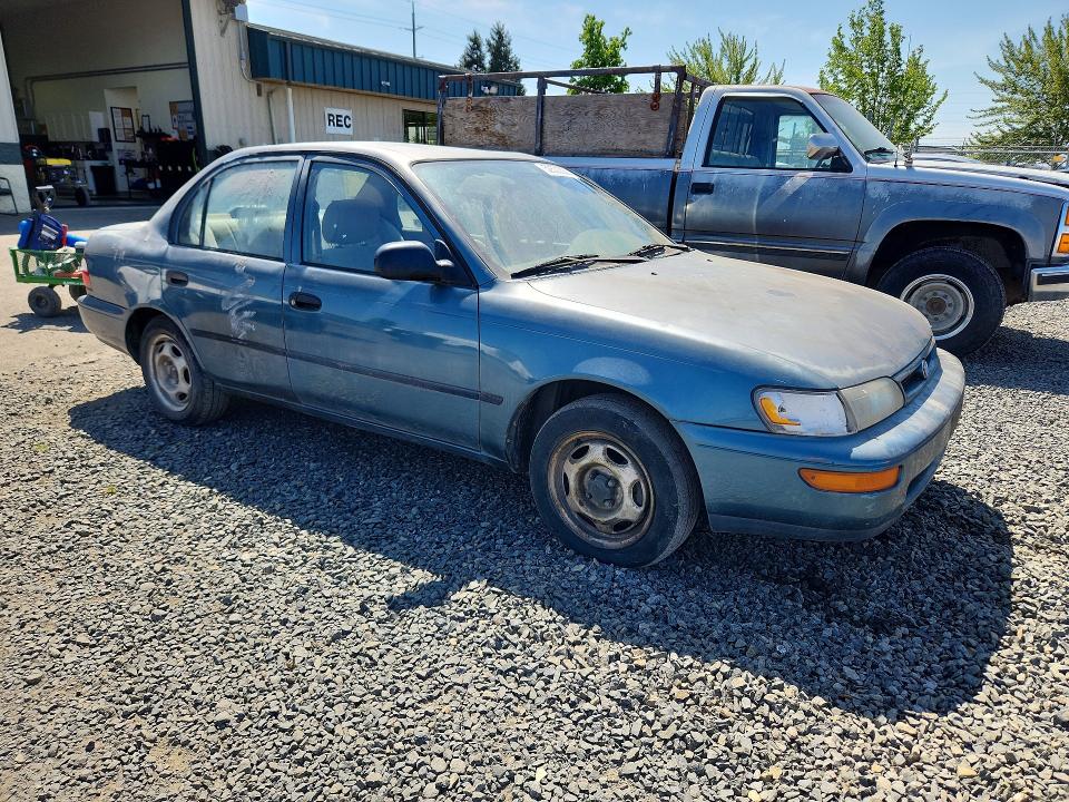 52530866 :رقم المزاد ، 1NXBA02E4TZ373940 vin ، 1996 Toyota Corolla مزاد بيع