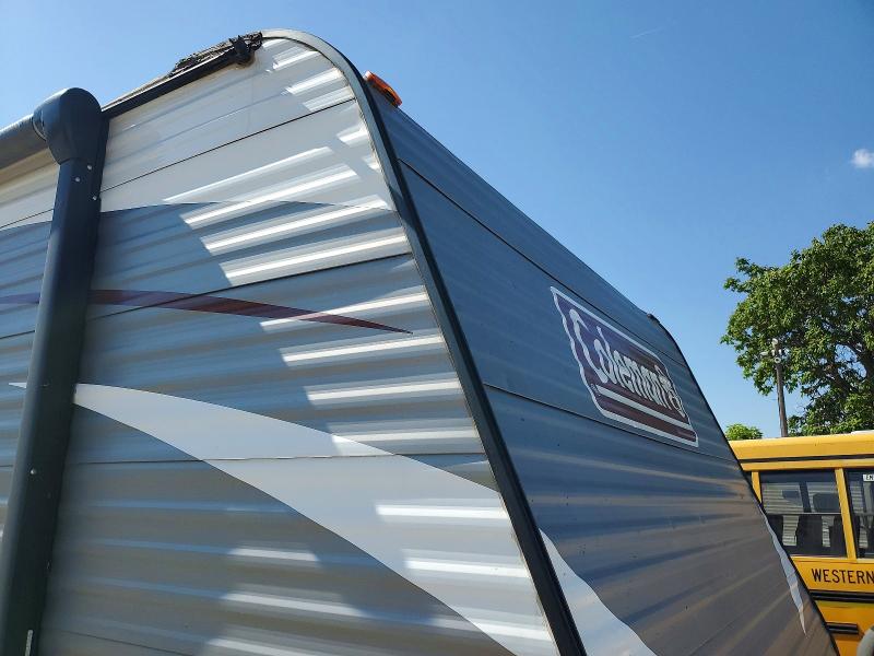 52692836 :رقم المزاد ، 4YDT20225JH936430 vin ، 2018 Cole Trailers مزاد بيع