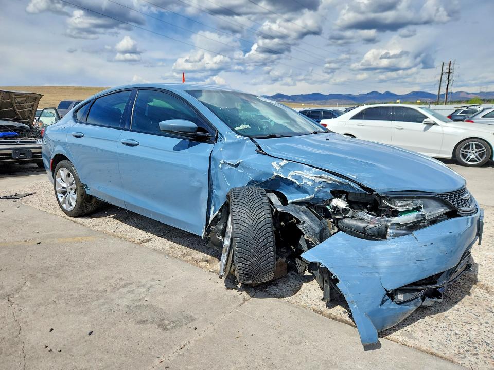 2015 Chrysler 200 მანქანა იყიდება აუქციონზე, vin: 1C3CCCDG1FN690953, აუქციონის ნომერი: 52020066