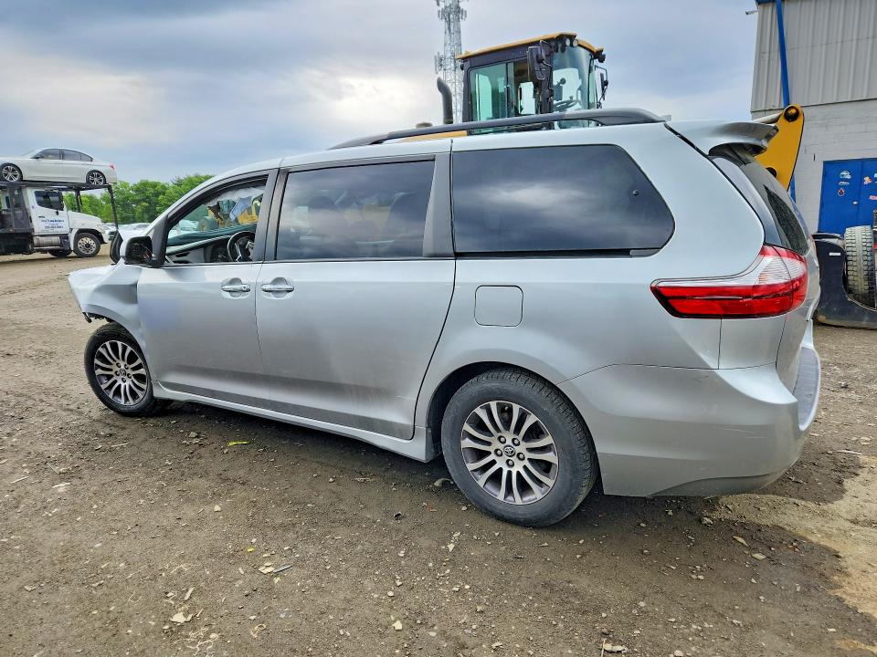 Продажа на аукционе авто 2019 Toyota Sienna, vin: 5TDYZ3DC0KS996799, номер лота: 53191316